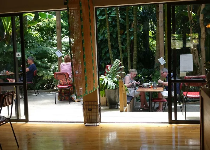 Wharepuke Subtropical Accommodation